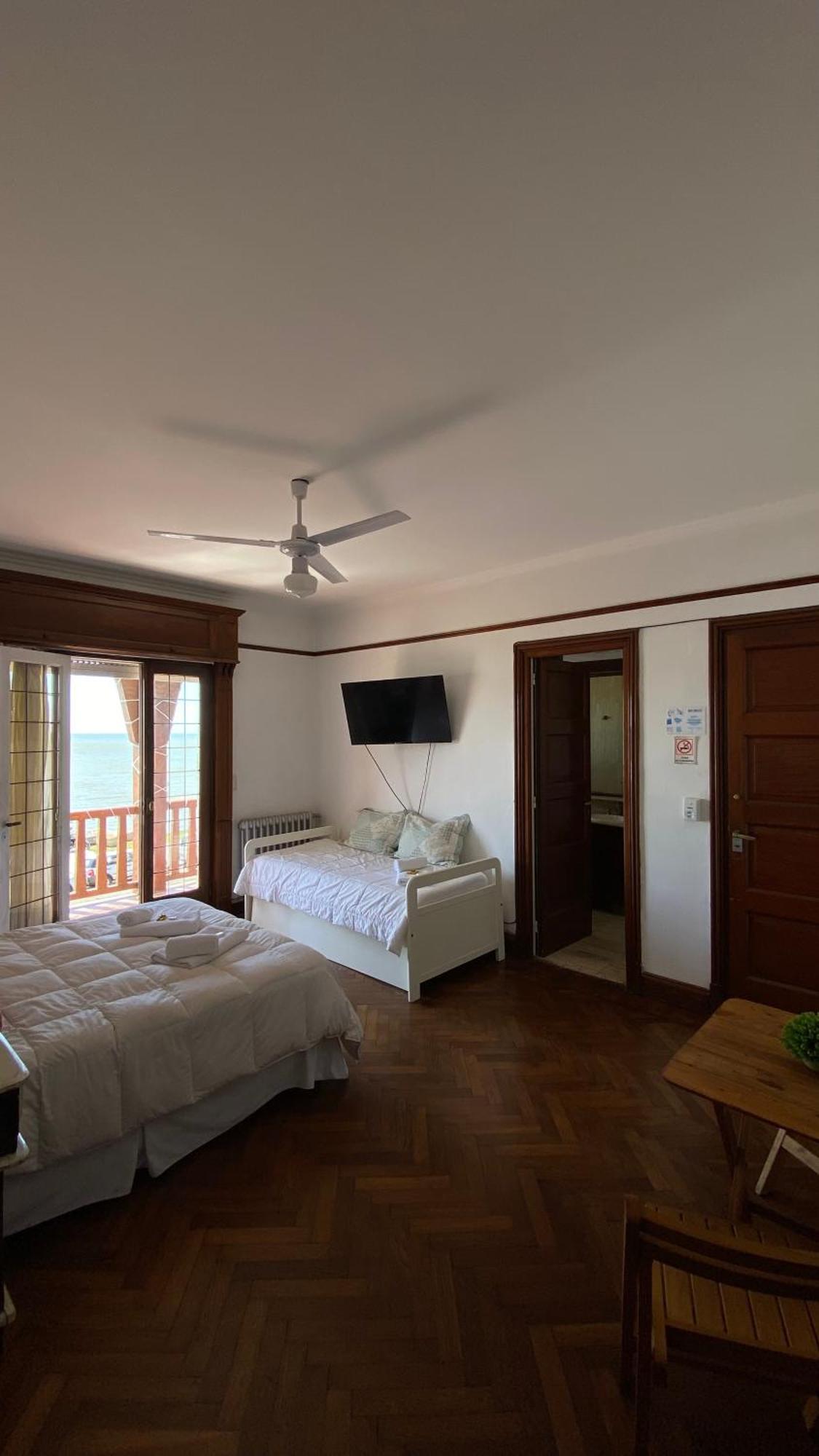 Costa Esperanza Mdq Bed & Breakfast Мар дел Плата Екстериор снимка